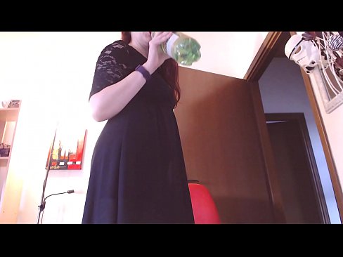 ❤️ Um escravo submisso que adora cuecas sujas e deliciosas é forçado a masturbar-se depois de ver este vídeo! ️❌ Porno real em nós ❌️