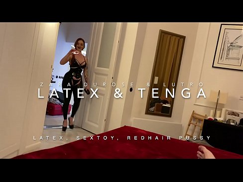 ❤️ Escada ruiva em traje de látex fodida por meio de meio-irmão ️❌ Porno real em nós ❌️