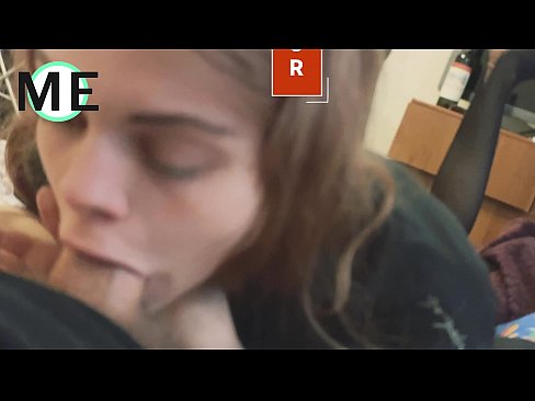 ❤️ Garganta, meia-calça rasgada e calcanhar rasgado é agradável de conhecer ️❌ Porno real em nós ❌️